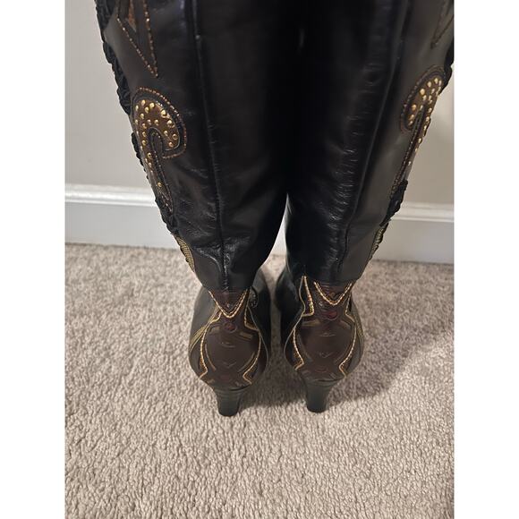 Serena D'Italia Leather Embellished Pull On Almond Toe Knee High Boots Black 40 - Picture 6 of 10